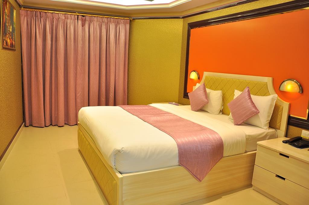 Bowshar International Hotel 2*